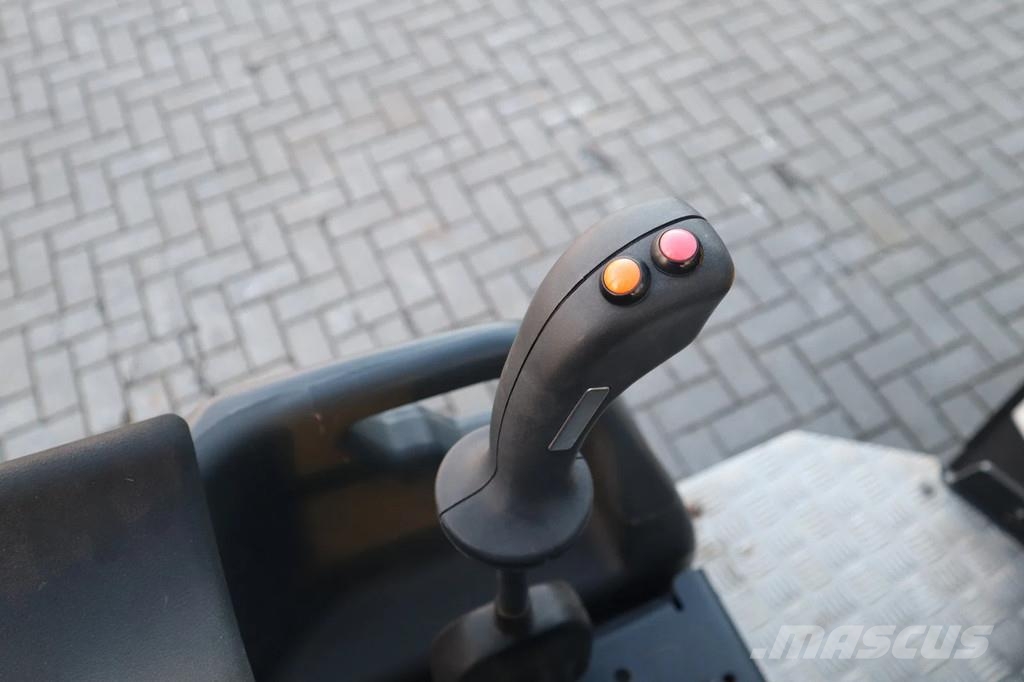 Bomag BW 100 ADe-5 FULL ELECTRIC | DEMO | LOW HOURS | CC Muud rullid