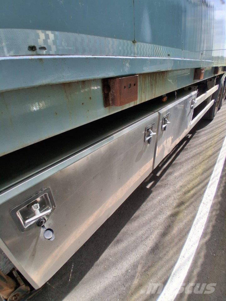Kraker K-Force moving floor trailer Návesy s pohyblivou podlahou