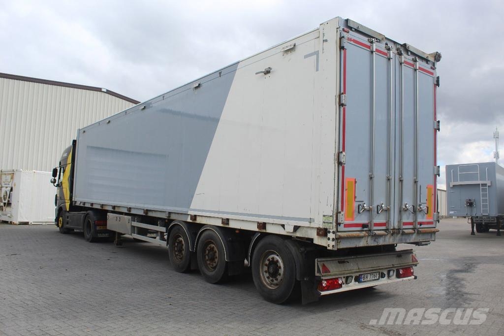 Kraker K-Force moving floor trailer Návesy s pohyblivou podlahou