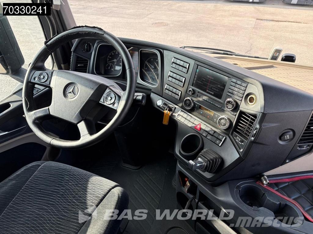 Mercedes-Benz Actros 2551 Actros 6X2 GigaSpace Retarder Liftachs 中古トラクターヘッド | トレーラーヘッド