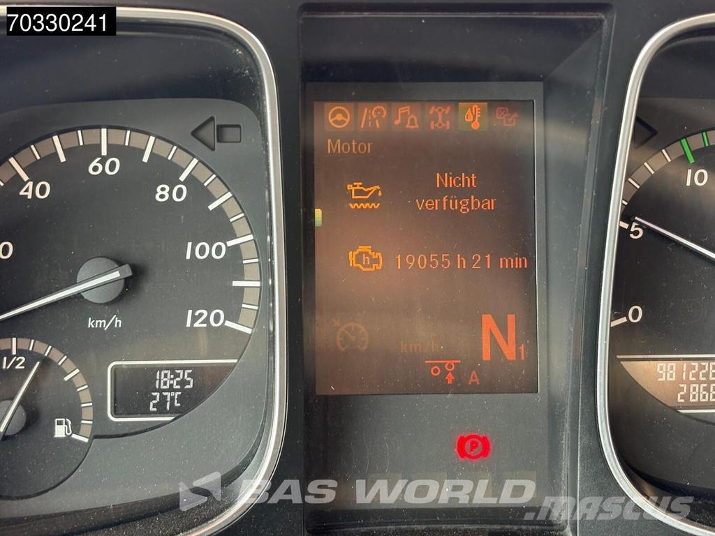 Mercedes-Benz Actros 2551 Actros 6X2 GigaSpace Retarder Liftachs 中古トラクターヘッド | トレーラーヘッド
