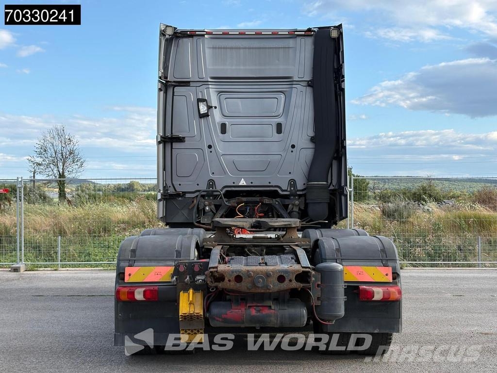 Mercedes-Benz Actros 2551 Actros 6X2 GigaSpace Retarder Liftachs Traktorske jedinice