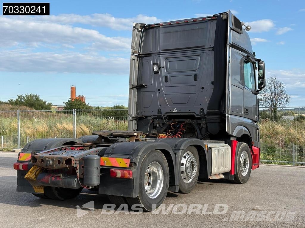 Mercedes-Benz Actros 2551 Actros 6X2 GigaSpace Retarder Liftachs Traktorske jedinice