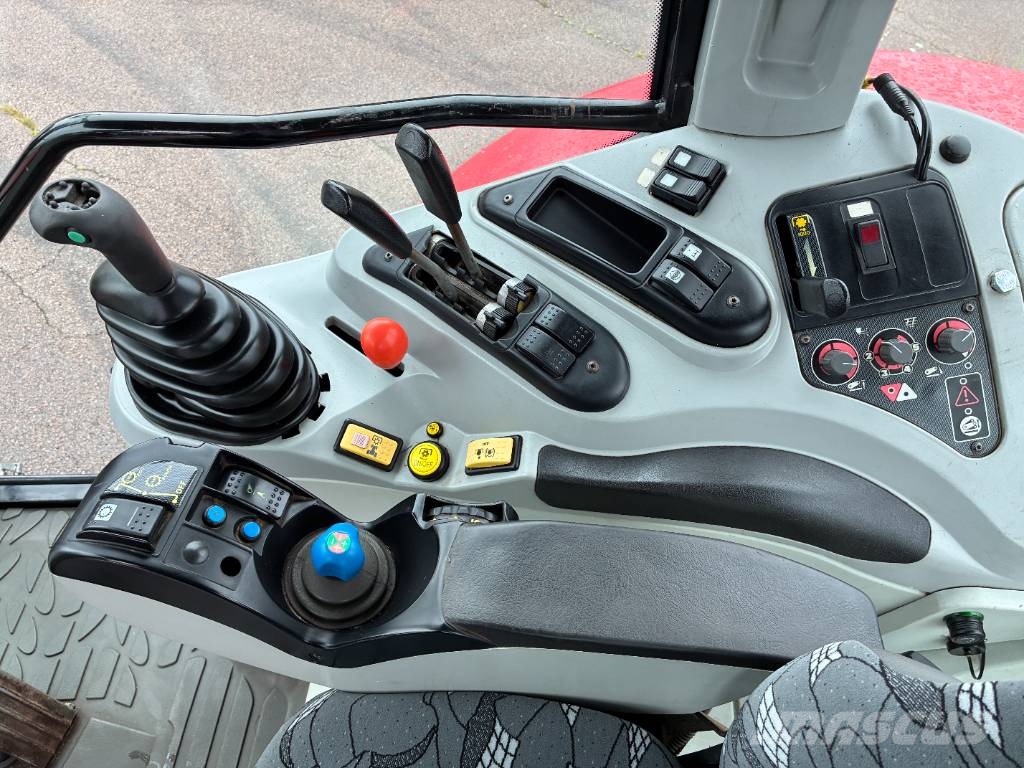 Massey Ferguson 6480 etunostolaite ja etuvoimanotto Трактора