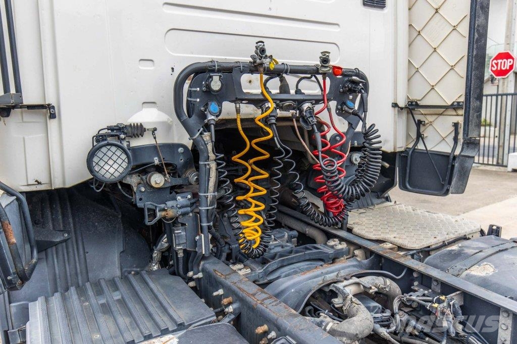 Scania R450 + INTARDER Tractor Units