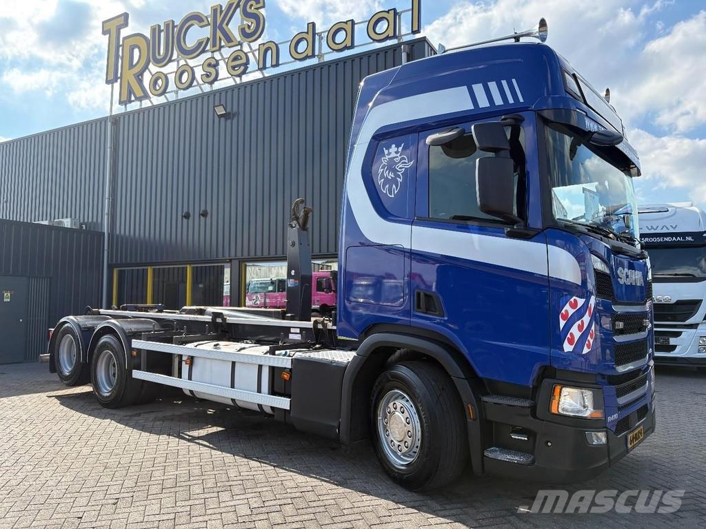 Scania R 410 + HOOK LIFT SYSTEM 25 tons + 6X2 + LIFT AXLE Camiones elevadores de gancho