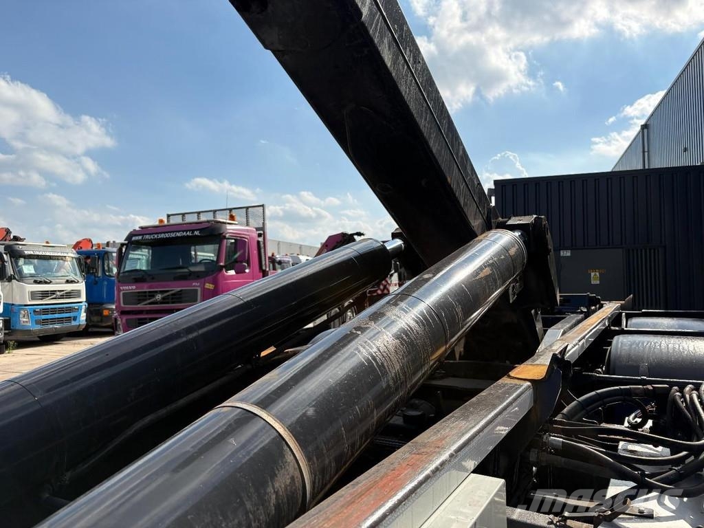 Scania R 410 + HOOK LIFT SYSTEM 25 tons + 6X2 + LIFT AXLE Camiones elevadores de gancho