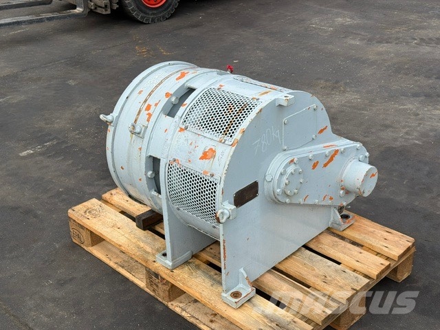 ZOELLER MACTAGGART SCOTT WINCH MARINE Barcos / barcazas de carga