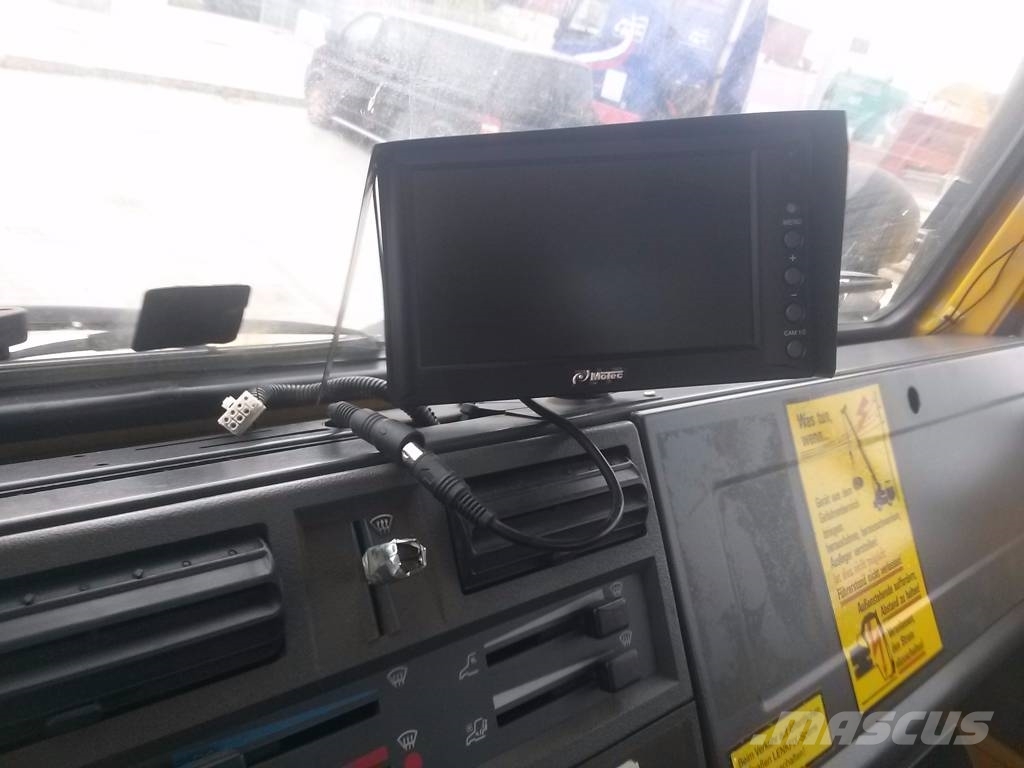 Unimog U1600 POJAZD DWUDROGOWY Z ZABUDOWĄ SCHAEFF AL 20 Voiture