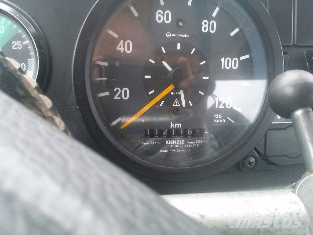 Unimog U1600 POJAZD DWUDROGOWY Z ZABUDOWĄ SCHAEFF AL 20 Voiture