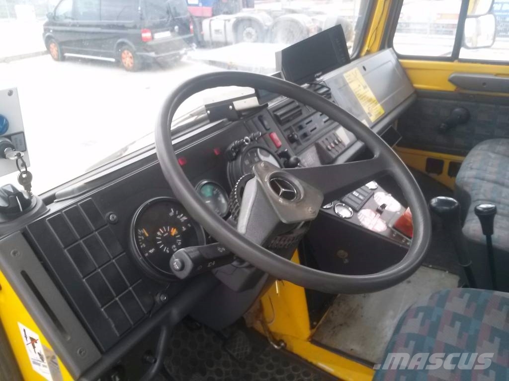 Unimog U1600 POJAZD DWUDROGOWY Z ZABUDOWĄ SCHAEFF AL 20 Voiture