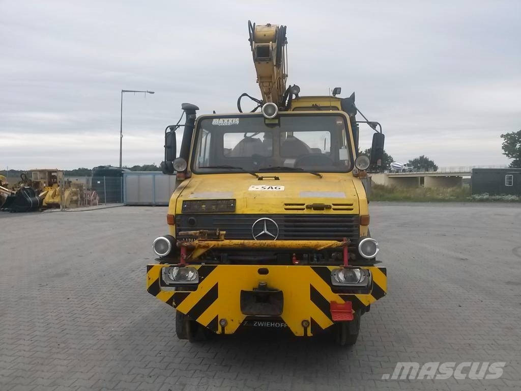 Unimog U1600 POJAZD DWUDROGOWY Z ZABUDOWĄ SCHAEFF AL 20 Voiture