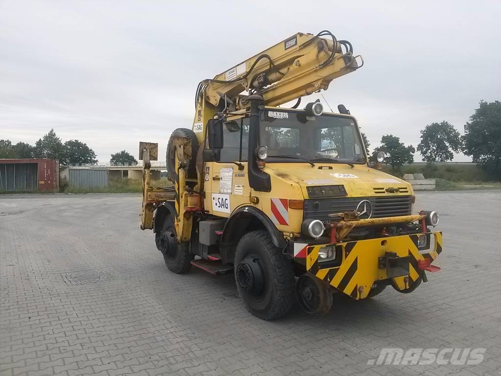 Unimog U1600 POJAZD DWUDROGOWY Z ZABUDOWĄ SCHAEFF AL 20 Voiture