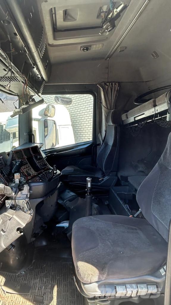 Scania Torpedo cabine 164 | 144 Cabins and interior