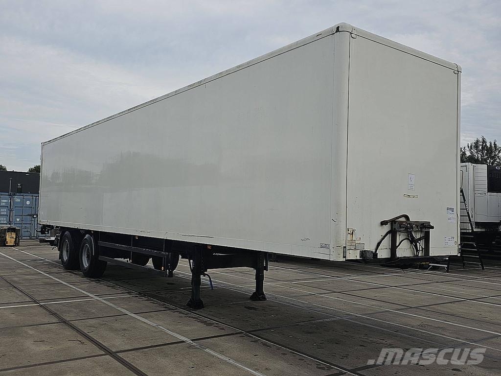 Spier SGL210 箱體半拖車