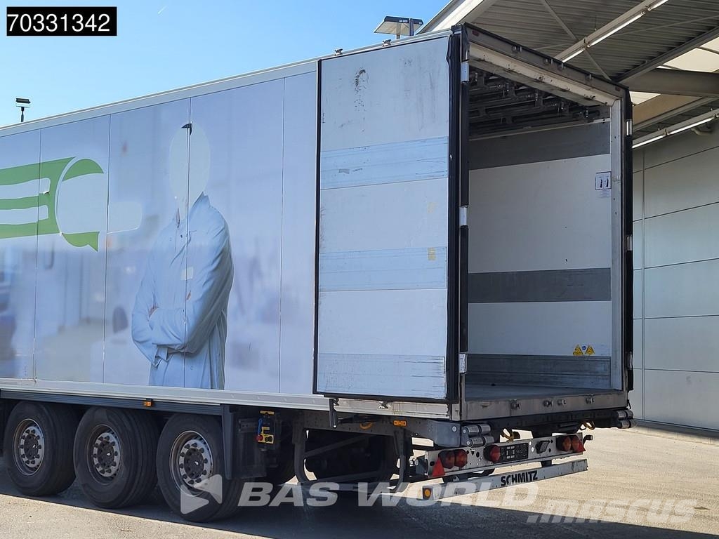Schmitz Cargobull SCB*S3B 3 axles Meatrails Fleisch Liftachse Kühlauflieger