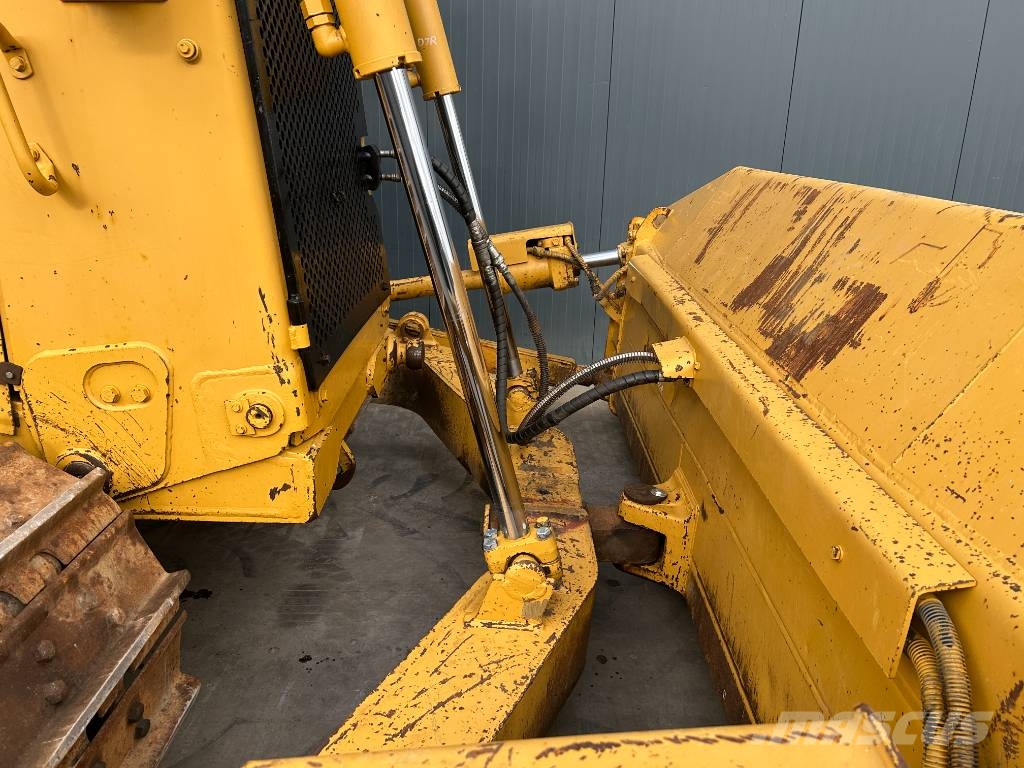 CAT D7R II Buldožerji goseničarji