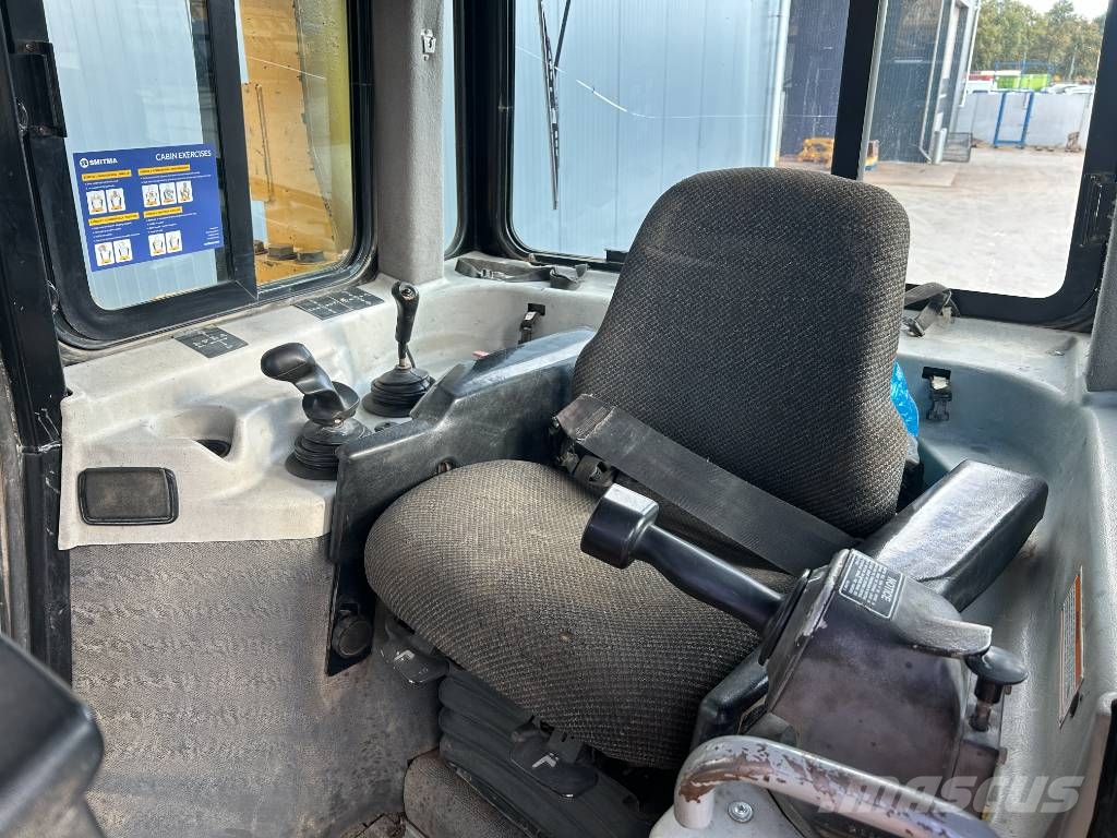 CAT D7R II Buldožerji goseničarji