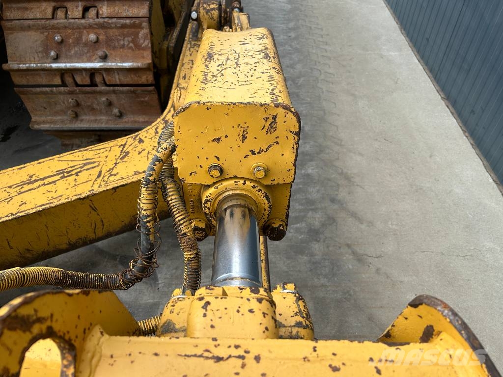 CAT D7R II Buldožerji goseničarji