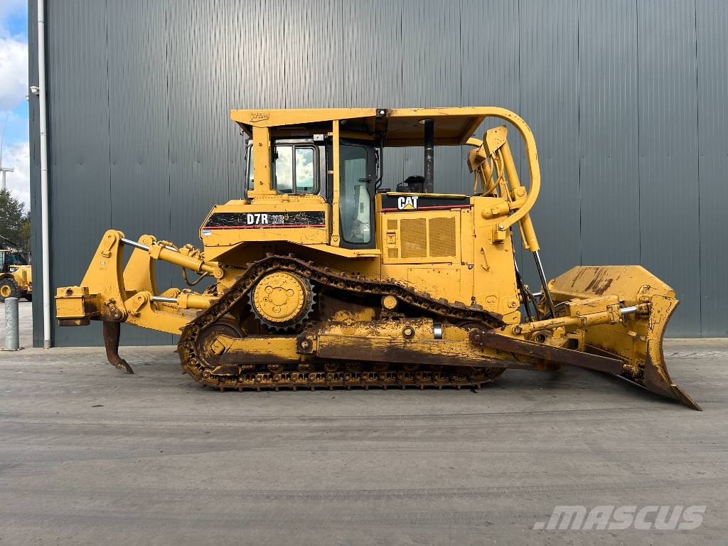 CAT D7R II Buldožerji goseničarji