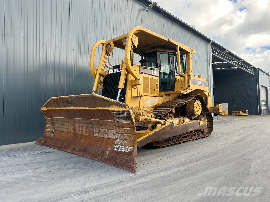 CAT D7R II Buldožerji goseničarji