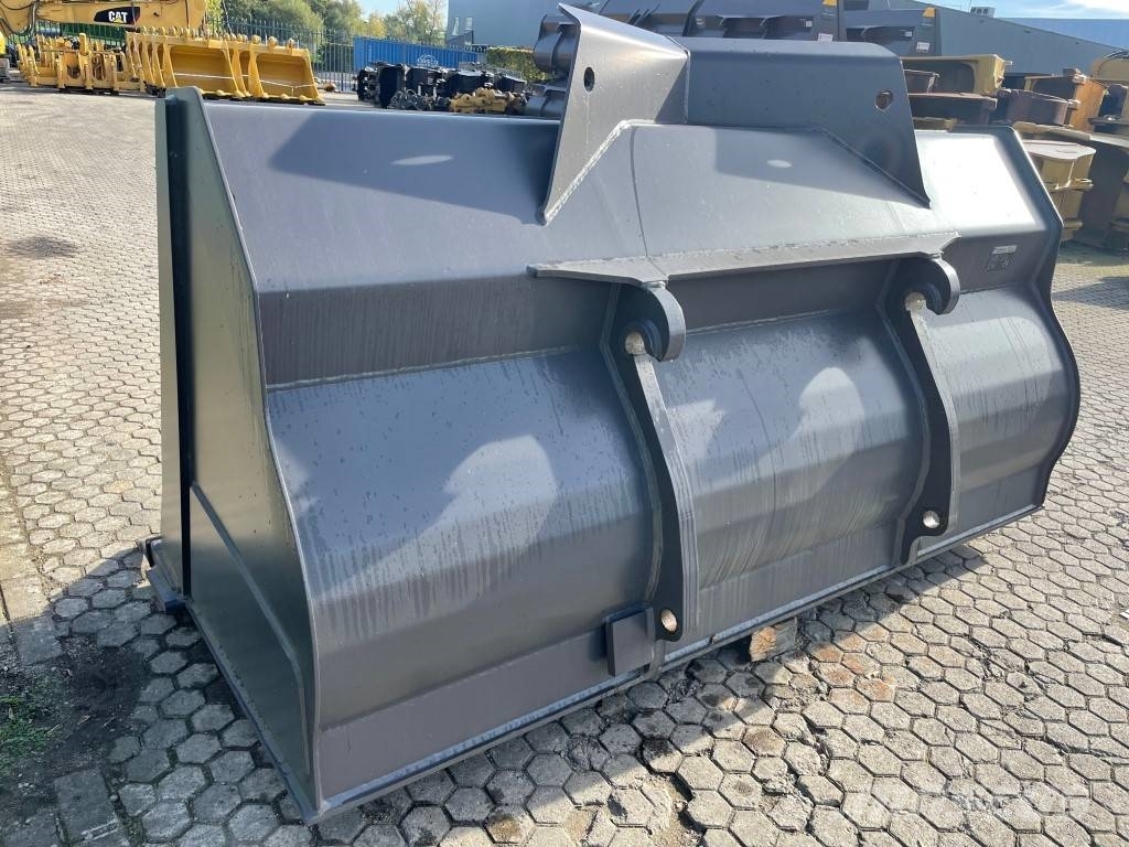 Volvo L 90 H Bucket Teeth Baldes