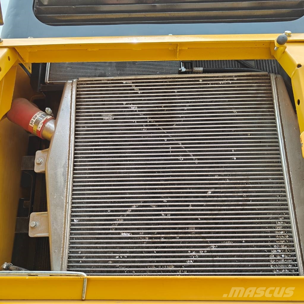 Komatsu 450-8 Εκσκαφείς με ερπύστριες