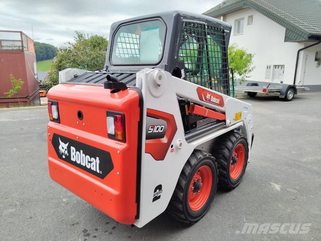 Bobcat S 100 滑移装载机