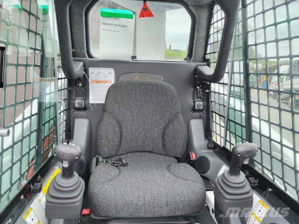Bobcat S 100 滑移装载机