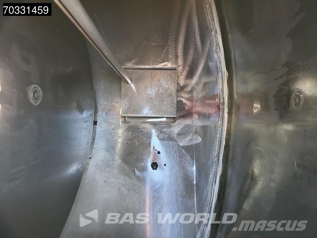 Mercedes-Benz Axor 1833 4X2 Tank Truck 3 Compartments Euro 5 Camiones cisternas
