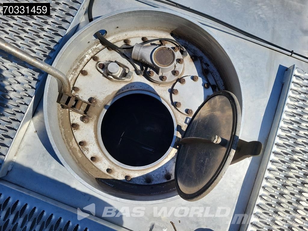 Mercedes-Benz Axor 1833 4X2 Tank Truck 3 Compartments Euro 5 Kamioni cisterne