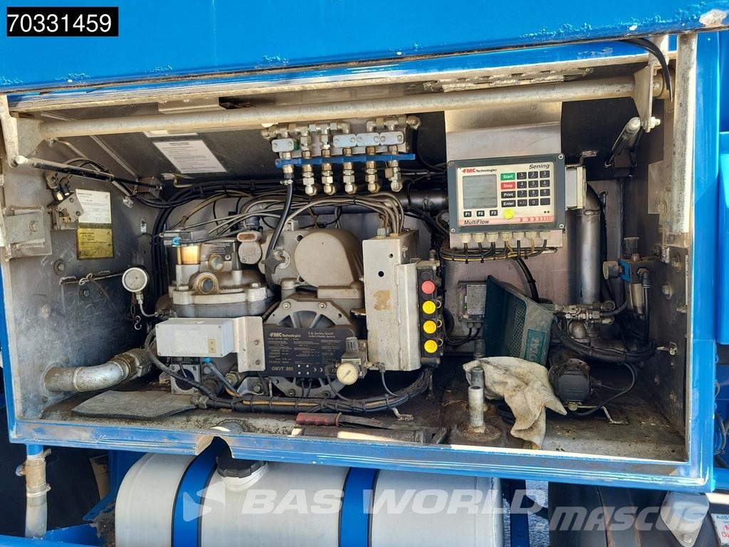 Mercedes-Benz Axor 1833 4X2 Tank Truck 3 Compartments Euro 5 Camiones cisternas