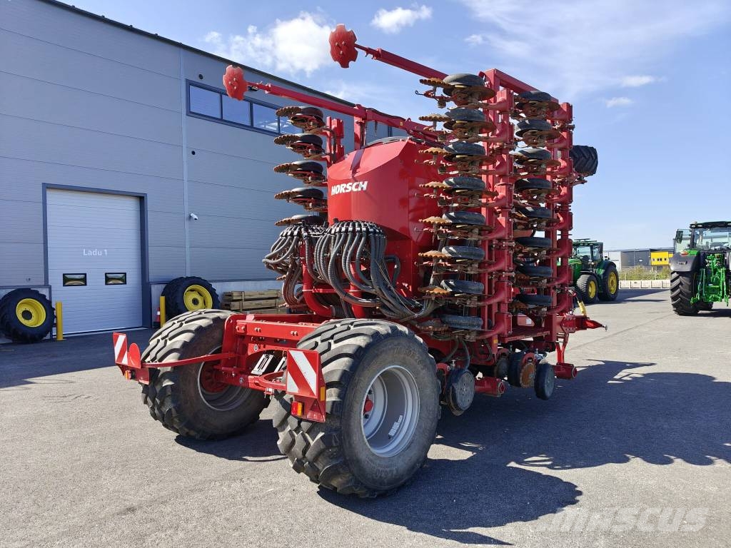 Horsch Avatar 8.16 SD Mechanické sejačky