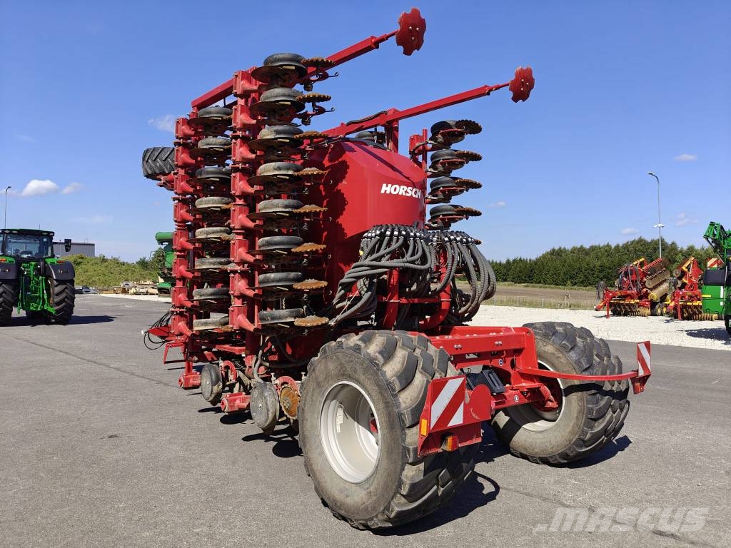 Horsch Avatar 8.16 SD Mechanické sejačky