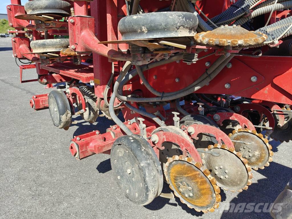 Horsch Avatar 8.16 SD Mechanické sejačky