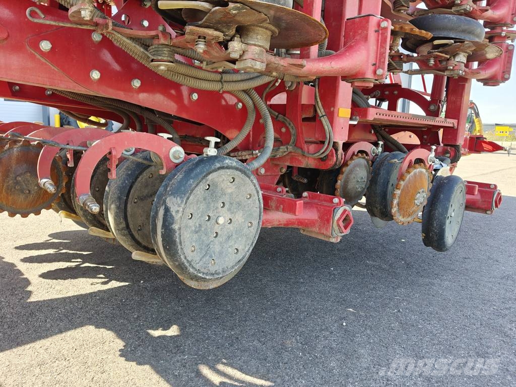Horsch Avatar 8.16 SD Mechanické sejačky