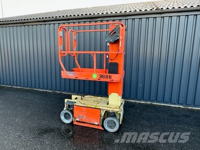 JLG 1230 ES 客货电梯