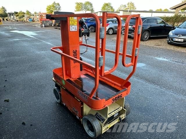 JLG 1230 ES 客货电梯