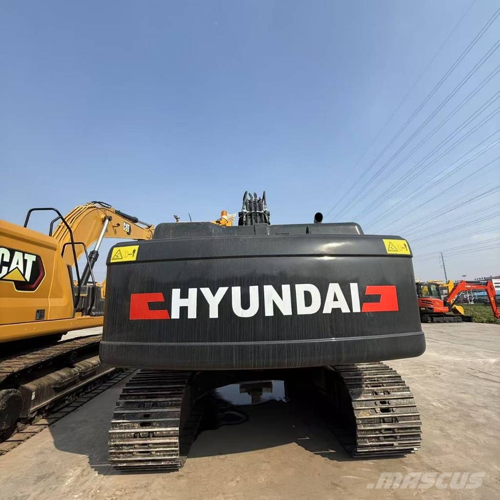 Hyundai 220LC-9S 中型挖掘机