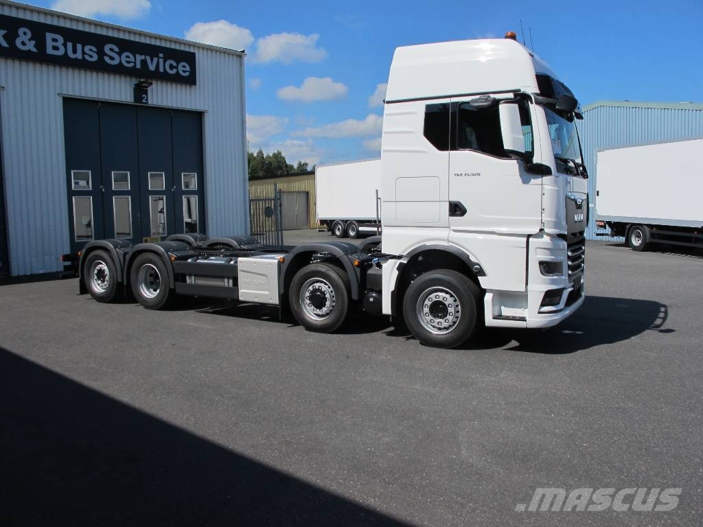 MAN TGX 35.520 8x2H BL CH Wechselfahrgestell