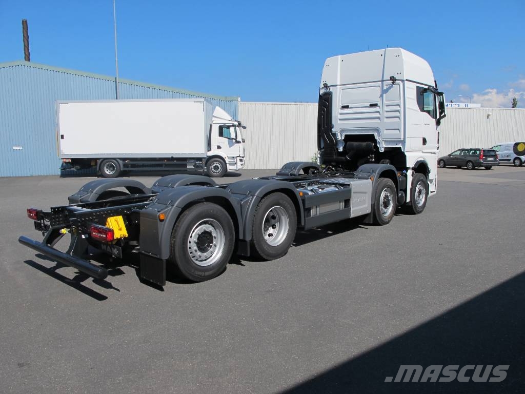 MAN TGX 35.520 8x2H BL CH Wechselfahrgestell
