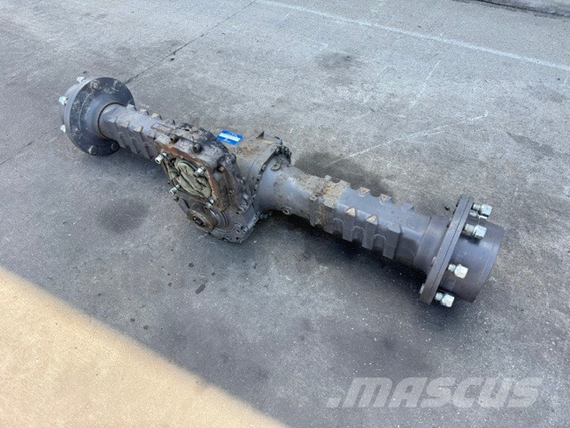 Hitachi ZW 95-6 used complet axles محور العجلة