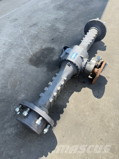 Hitachi ZW 95-6 used complet axles محور العجلة