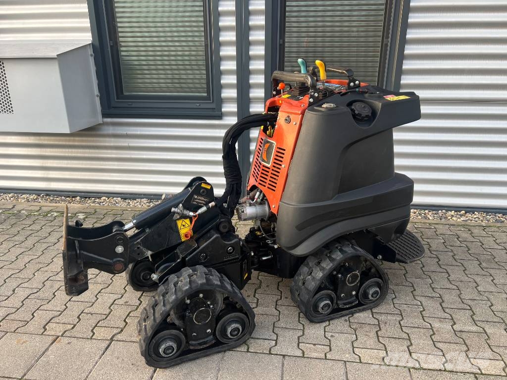 Ditch Witch R300 Rýhovače