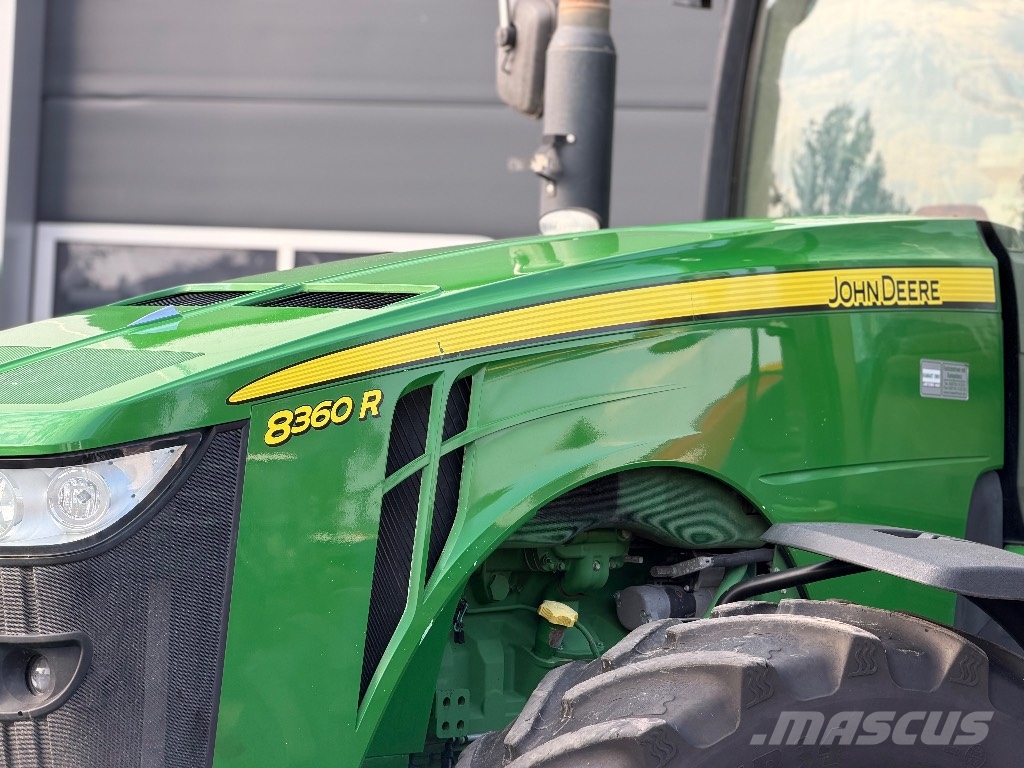 John Deere 8360 R AutoPower الجرارات
