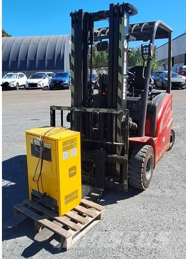 Manitou ME 425 C Электропогрузчики