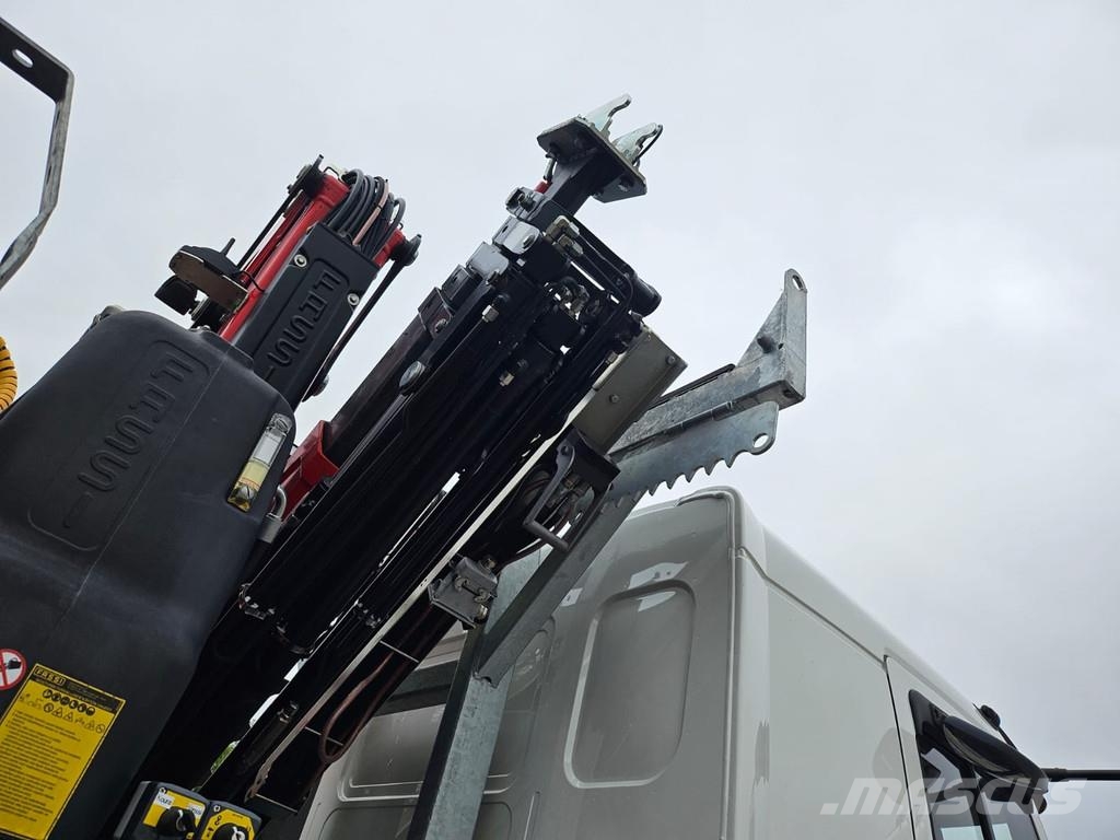 Renault D Cab 2 Camiones grúa