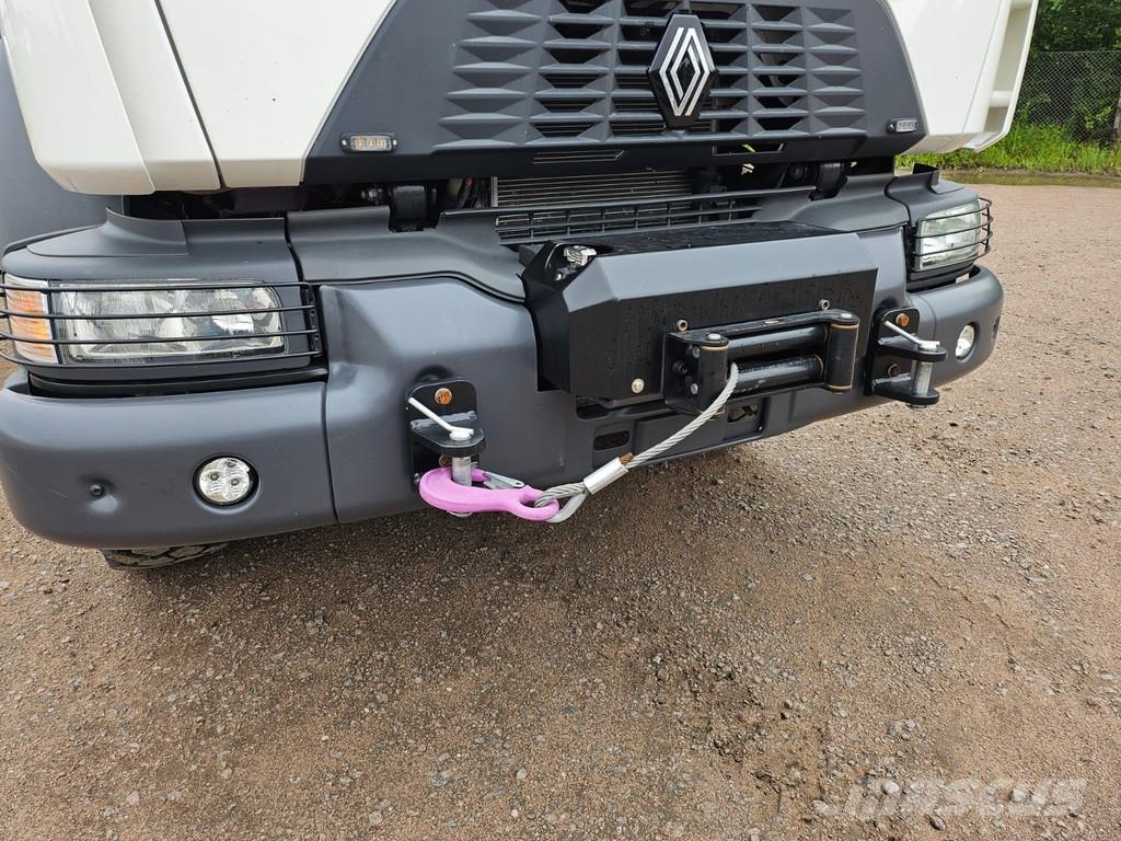 Renault D Cab 2 Camiones grúa