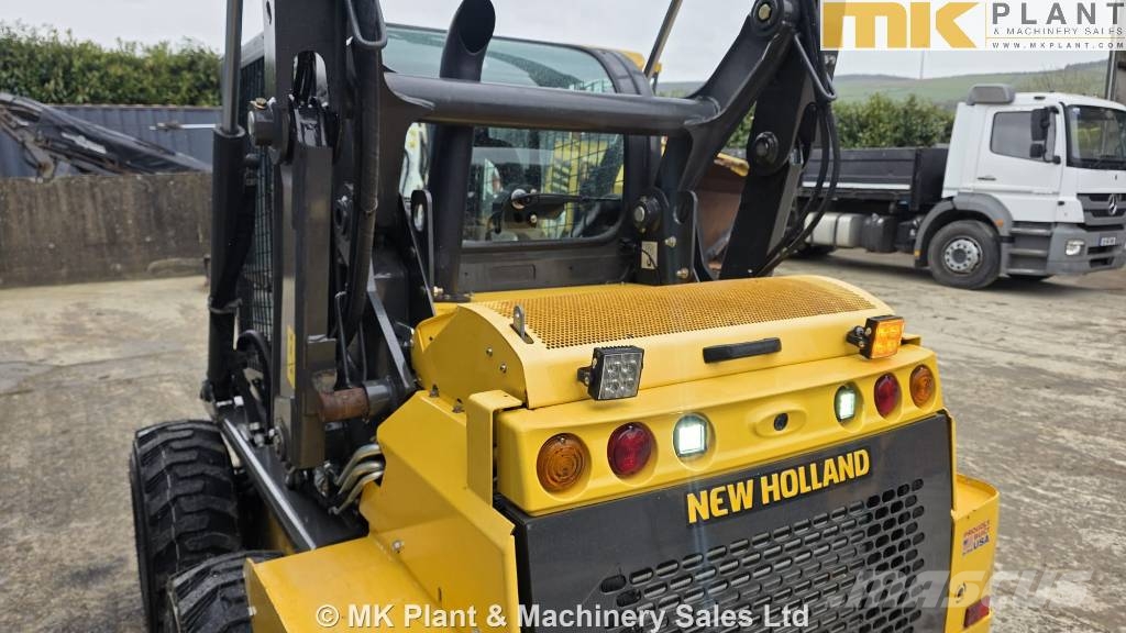 New Holland L 318 Φορτωτάκια