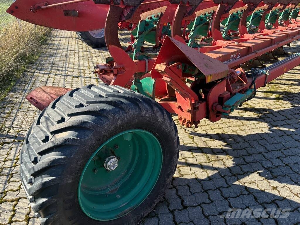 Kverneland PB 100 Reversible ploughs